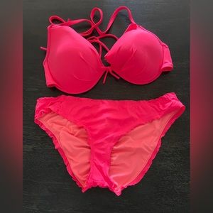 Victoria secret scrunch bikini set in hot pink. 36DD top, M bottom